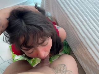 Poolside neighbour fellates my hefty dick, her wet lips